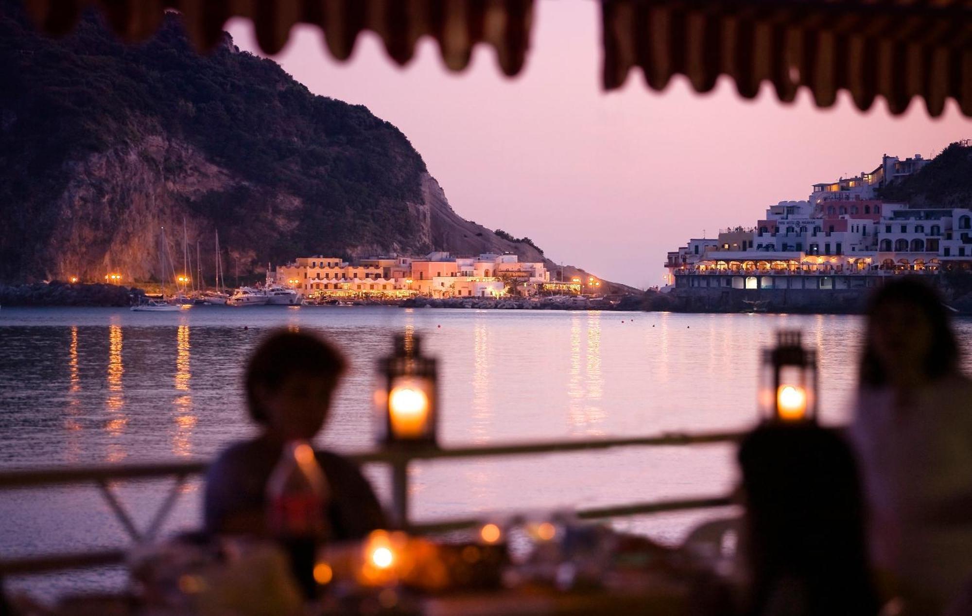 Hotel Vittorio Beach Resort Barano dʼIschia Exteriör bild