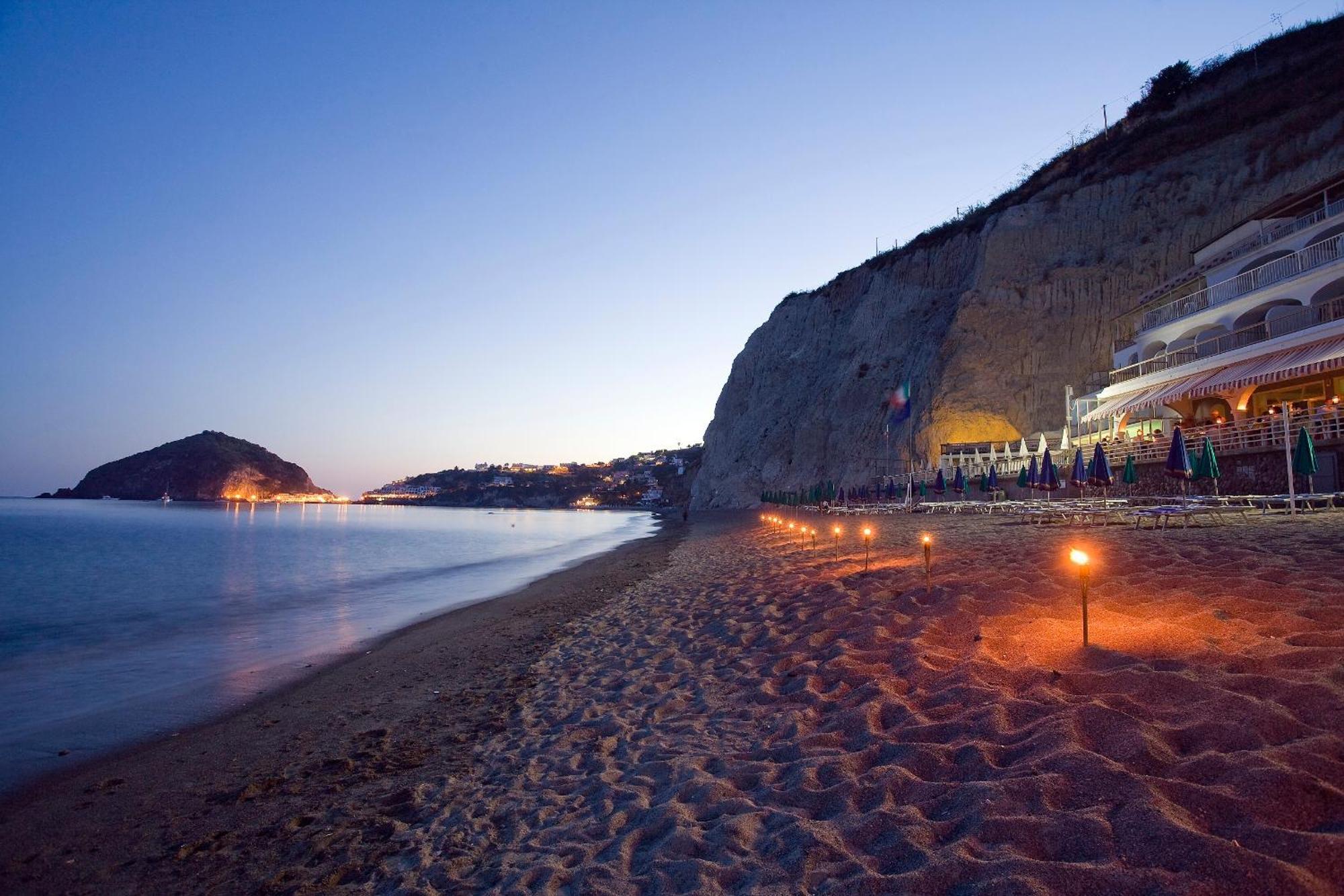 Hotel Vittorio Beach Resort Barano dʼIschia Exteriör bild