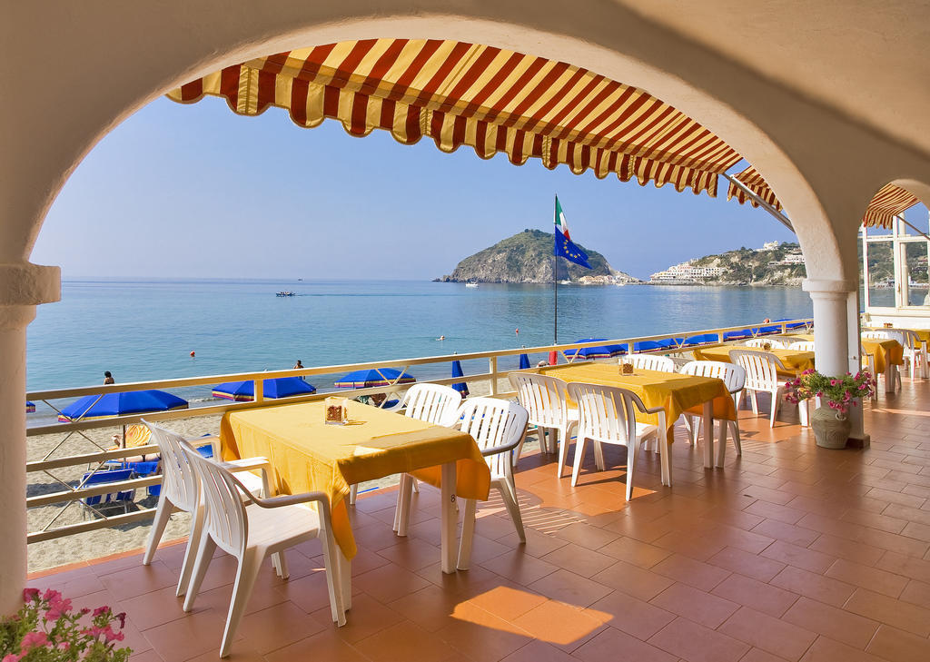 Hotel Vittorio Beach Resort Barano dʼIschia Exteriör bild