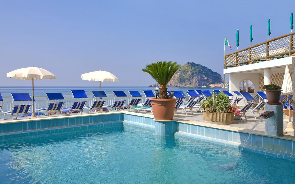 Hotel Vittorio Beach Resort Barano dʼIschia Exteriör bild