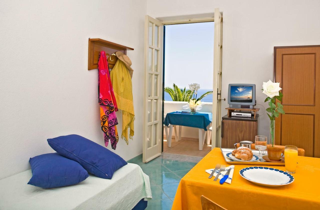 Hotel Vittorio Beach Resort Barano dʼIschia Exteriör bild